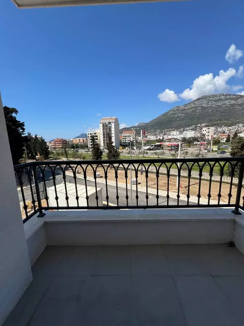 Flat 24m² in Montenegro, Bar. Priced at 85000€ rent photo-4