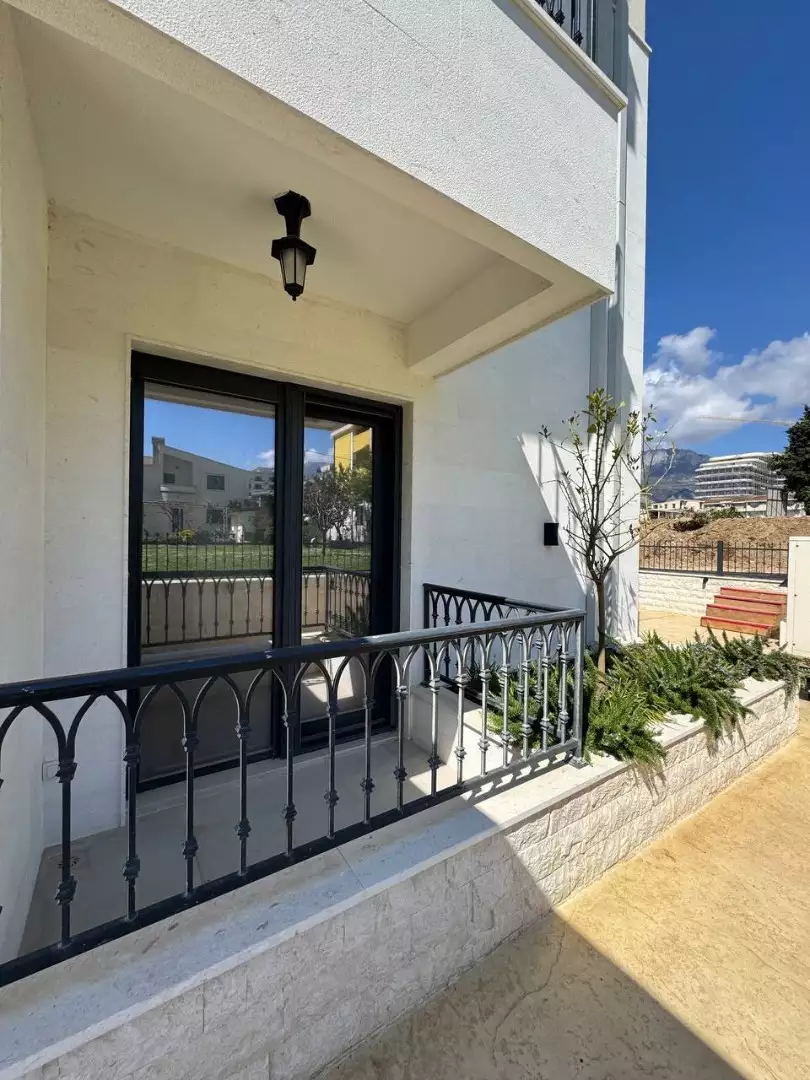 Flat 33m² in Montenegro, Bar. Priced at 103000€ rent photo-1