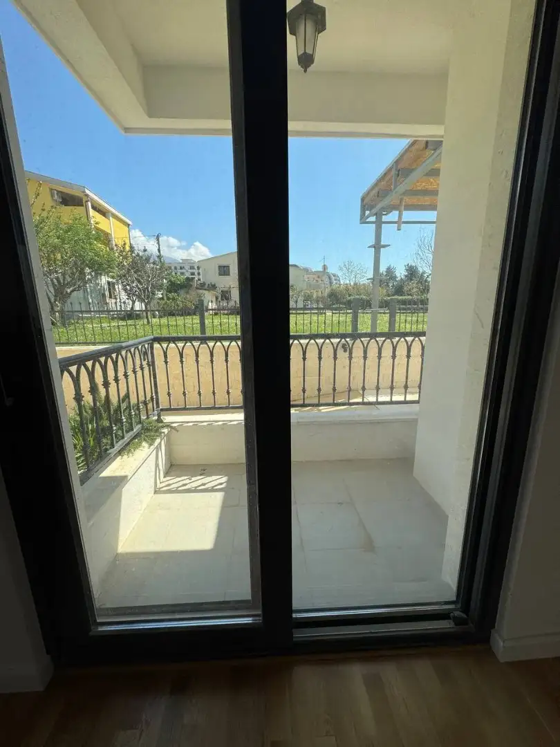 Flat 33m² in Montenegro, Bar. Priced at 103000€ rent photo-3