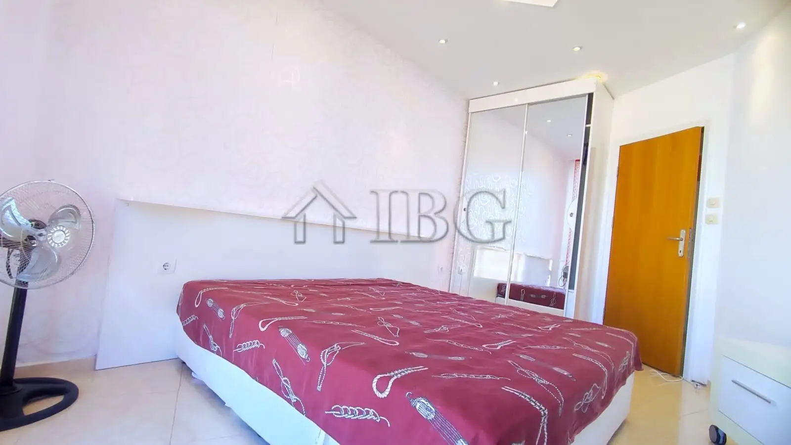 Flat 70m² in Bulgaria, Sunny Beach. Priced at 69900€ rent photo-12