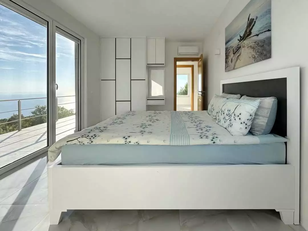 House 240m² in Montenegro, Dobra Voda. Priced at 599000€ rent photo-12