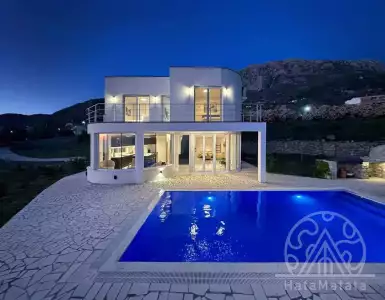 Buy in Montenegro for 599000€