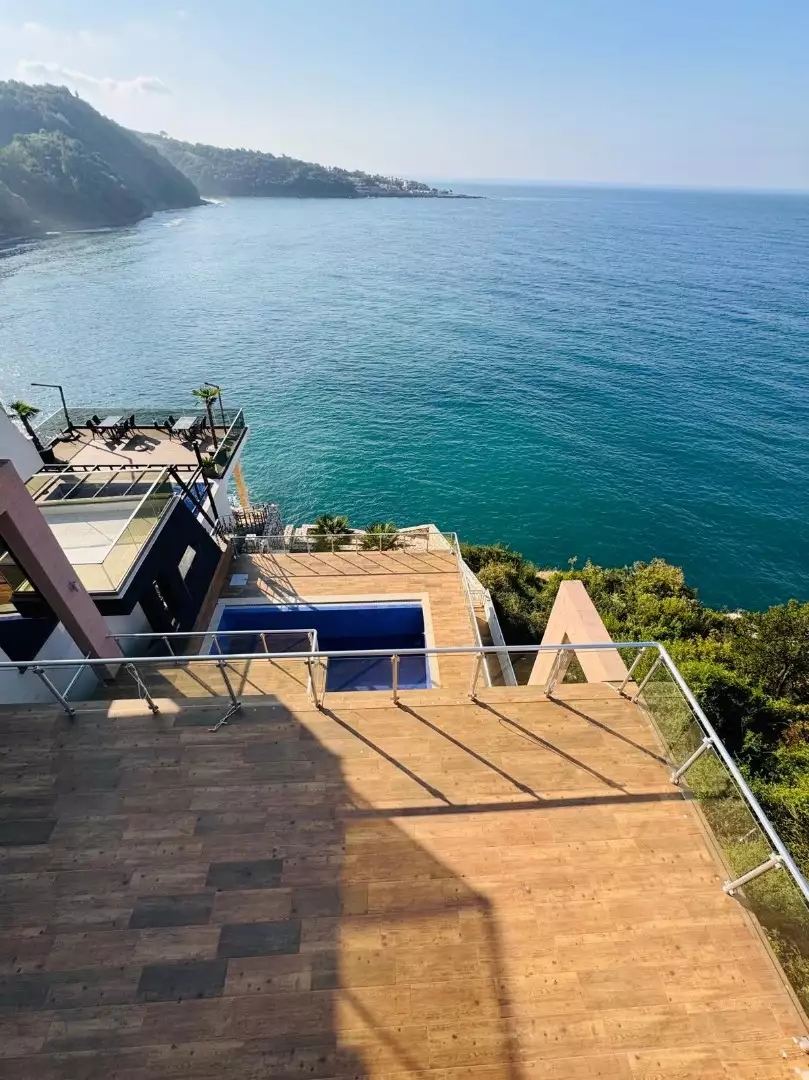 House 450m² in Montenegro, Dobra Voda. Priced at 1390000€ rent photo-2