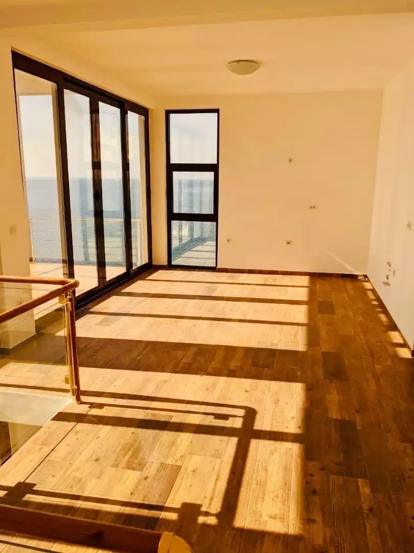 House 450m² in Montenegro, Dobra Voda. Priced at 1390000€ rent photo-39