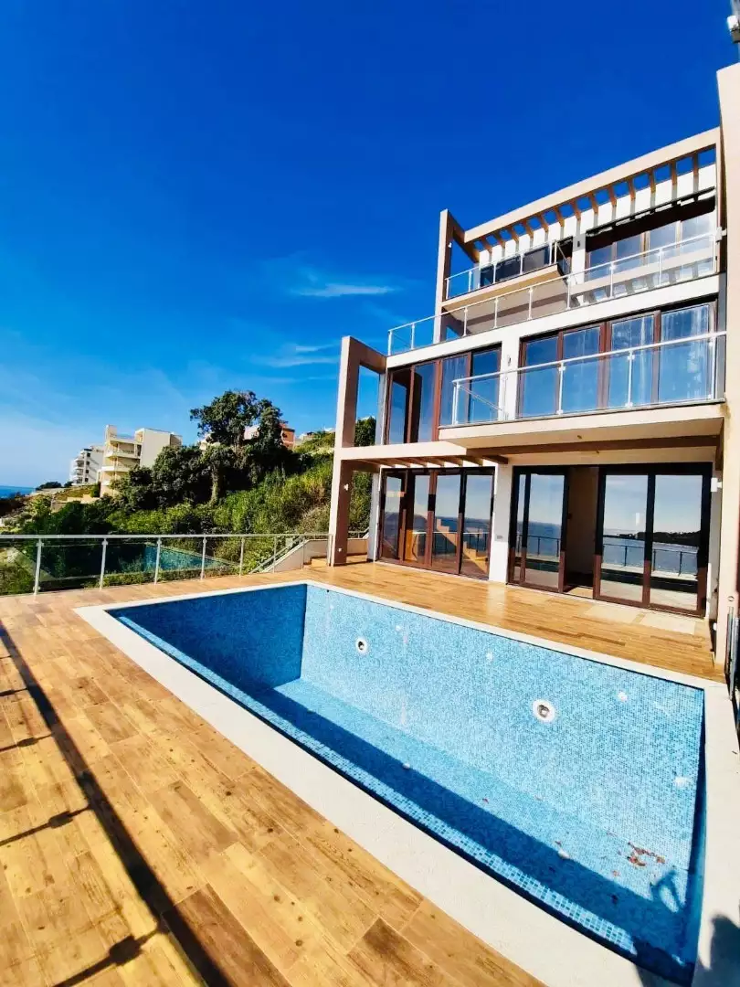 House 450m² in Montenegro, Dobra Voda. Priced at 1390000€ rent photo-47
