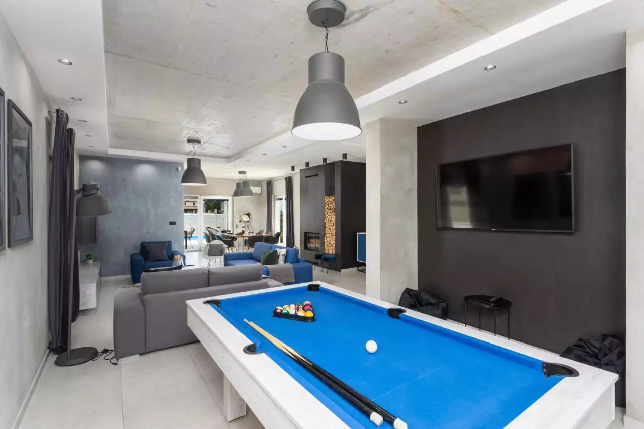 House 230m² in Croatia, Pula. Priced at 780000€ rent photo-12