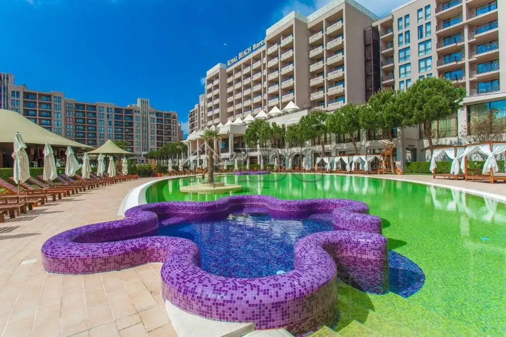 Flat 70m² in Bulgaria, Sunny Beach. Priced at 80000€ rent photo-1