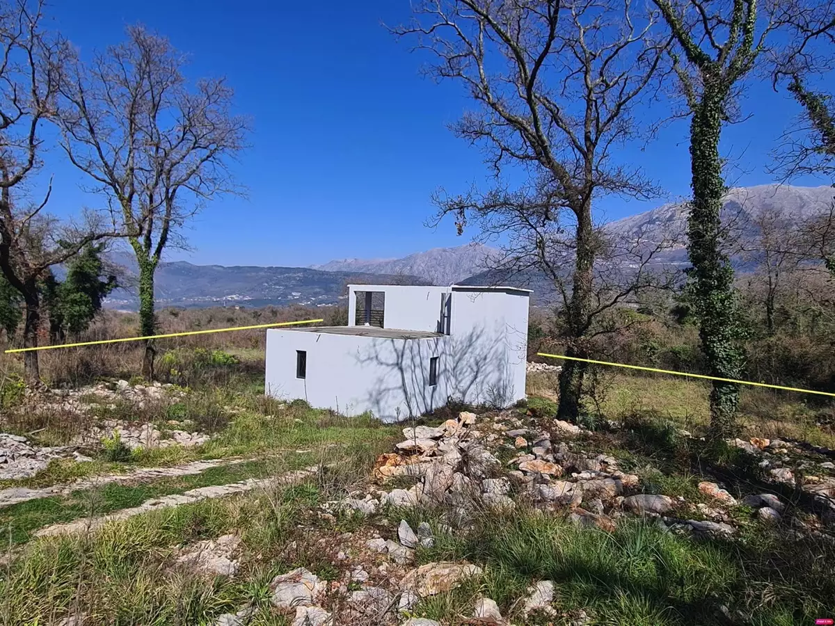 House 156m² in Montenegro, Bigova. Priced at 660000€ rent photo-3