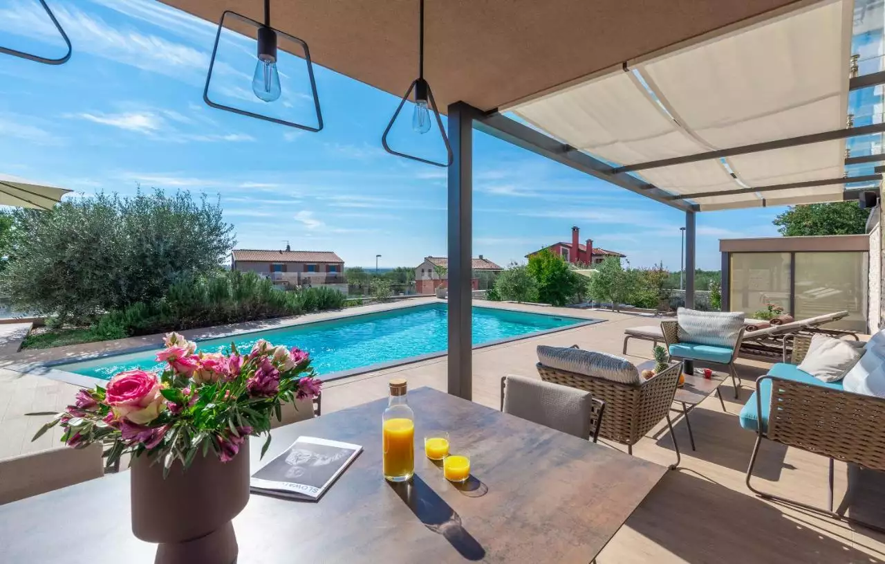 House 262m² in Croatia, Umag. Priced at 1580000€ rent photo-19