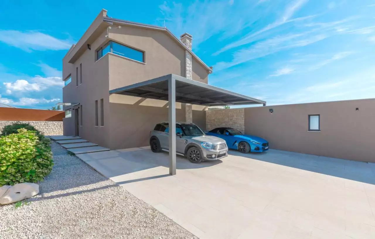 House 262m² in Croatia, Umag. Priced at 1580000€ rent photo-20