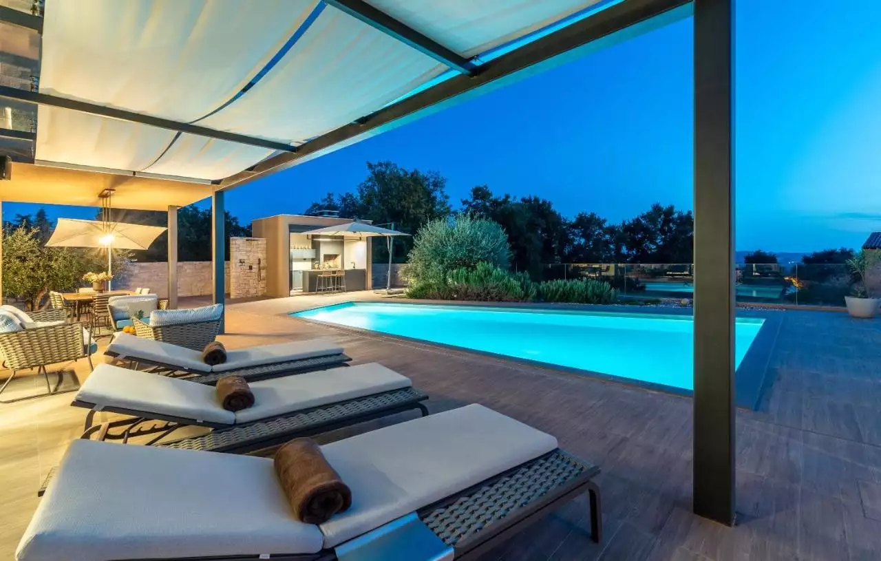 House 262m² in Croatia, Umag. Priced at 1580000€ rent photo-37