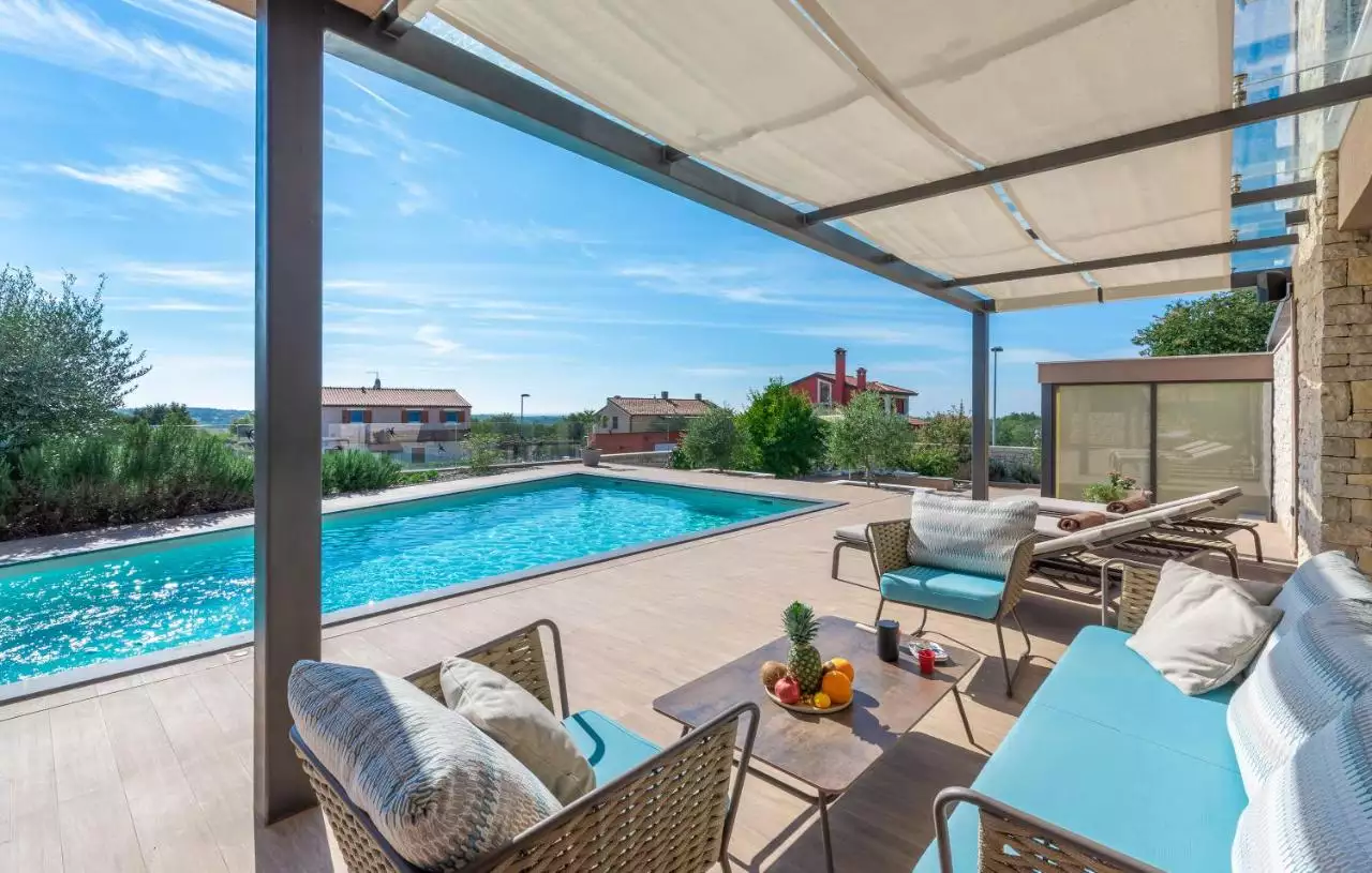 House 262m² in Croatia, Umag. Priced at 1580000€ rent photo-40