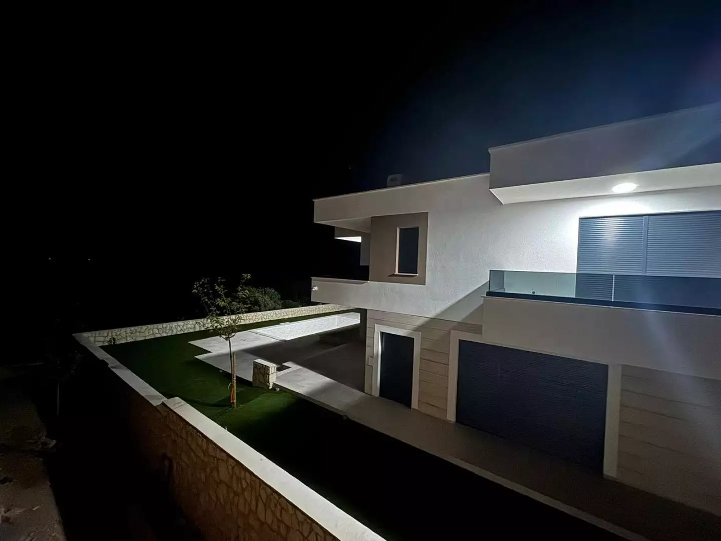 Villa 238m² in Croatia, Novalja. Priced at 970000€ rent photo-7