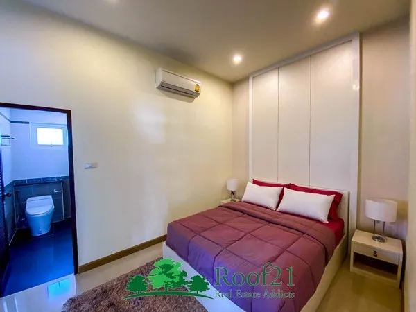 House 240m² in Thailand, Pattaya. Priced at 284516£ rent photo-3