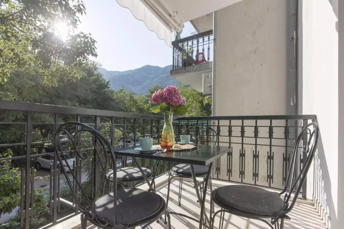 Flat 80m² in Montenegro, Risan. Priced at 250000€ rent photo-5