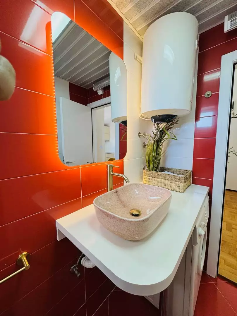 Flat 30m² in Montenegro, Petrovac. Priced at 100000€ rent photo-8
