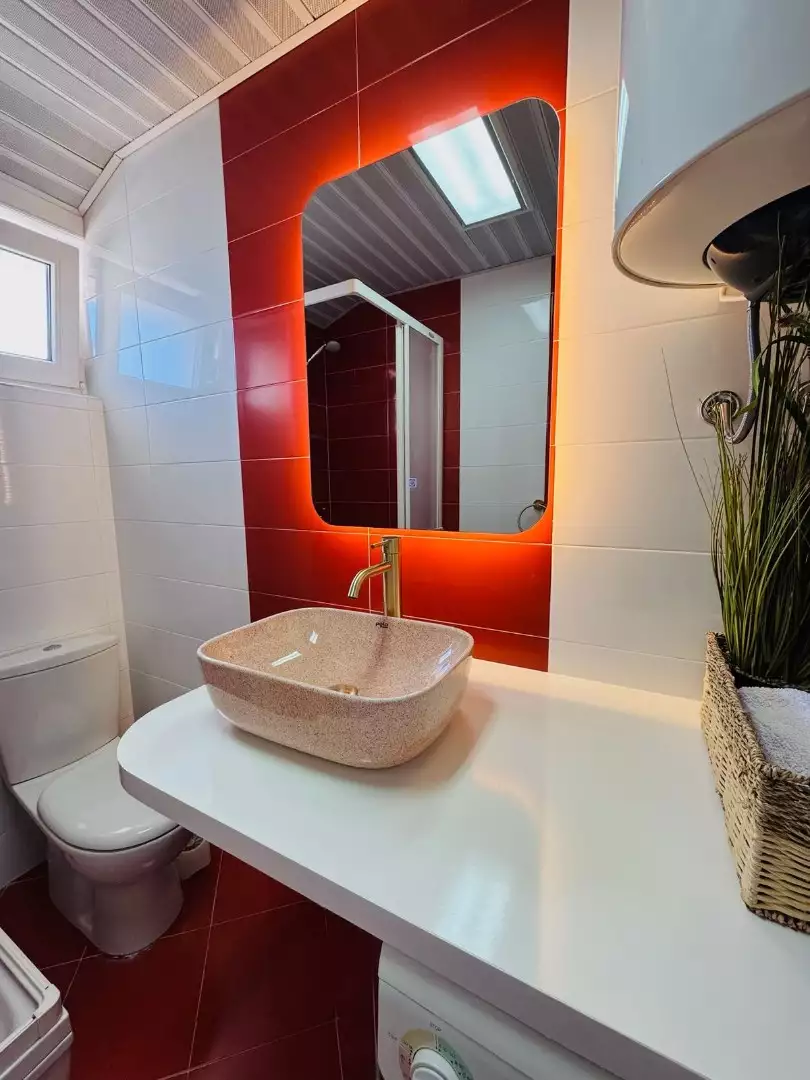 Flat 30m² in Montenegro, Petrovac. Priced at 100000€ rent photo-9