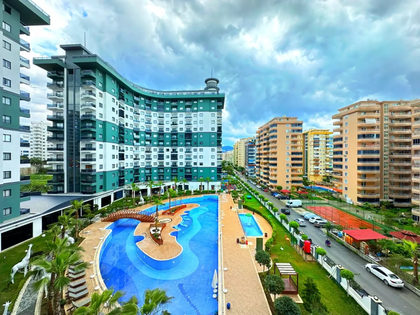 Flat 95m² in Turkey, Mahmutlar. Priced at 164000€ rent photo-1