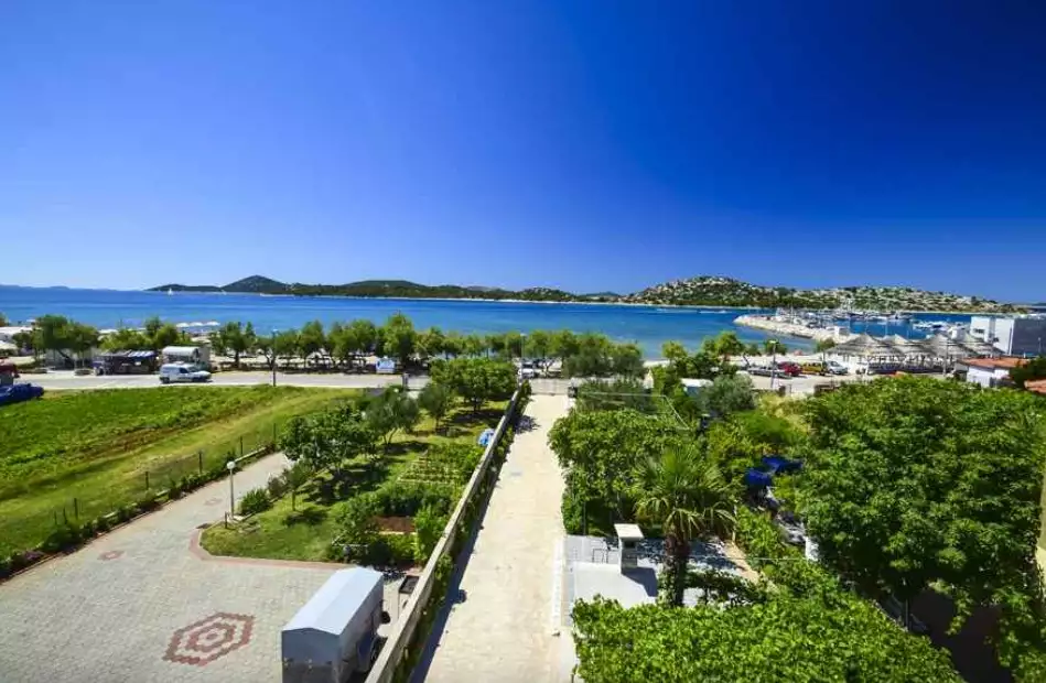 Hotels 298m² in Croatia, Sibenik. Priced at 1000000€ rent photo-1