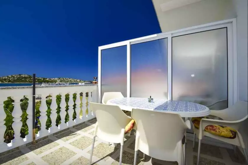 Hotels 298m² in Croatia, Sibenik. Priced at 1000000€ rent photo-9