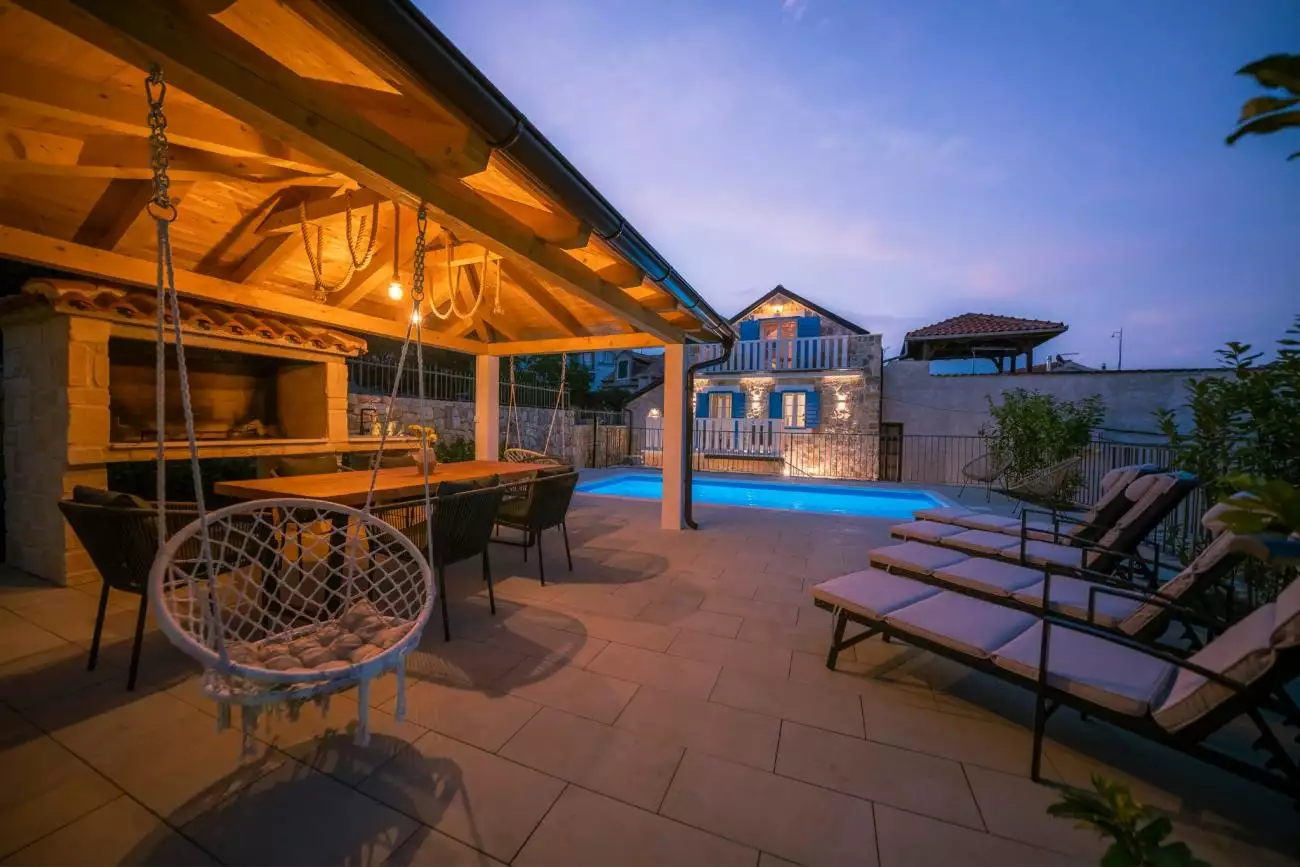 Villa 175m² in Croatia, Tribunj. Priced at 1249000€ rent photo-11