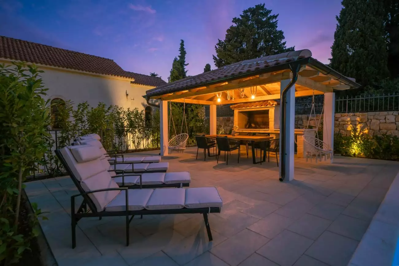 Villa 175m² in Croatia, Tribunj. Priced at 1249000€ rent photo-12