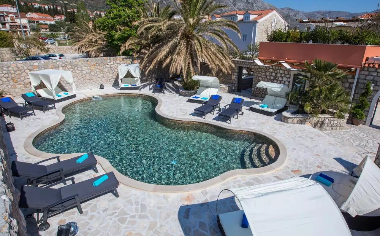 Villa 1050m² in Croatia, Dubrovnik. Priced at 2950000€ rent photo-1