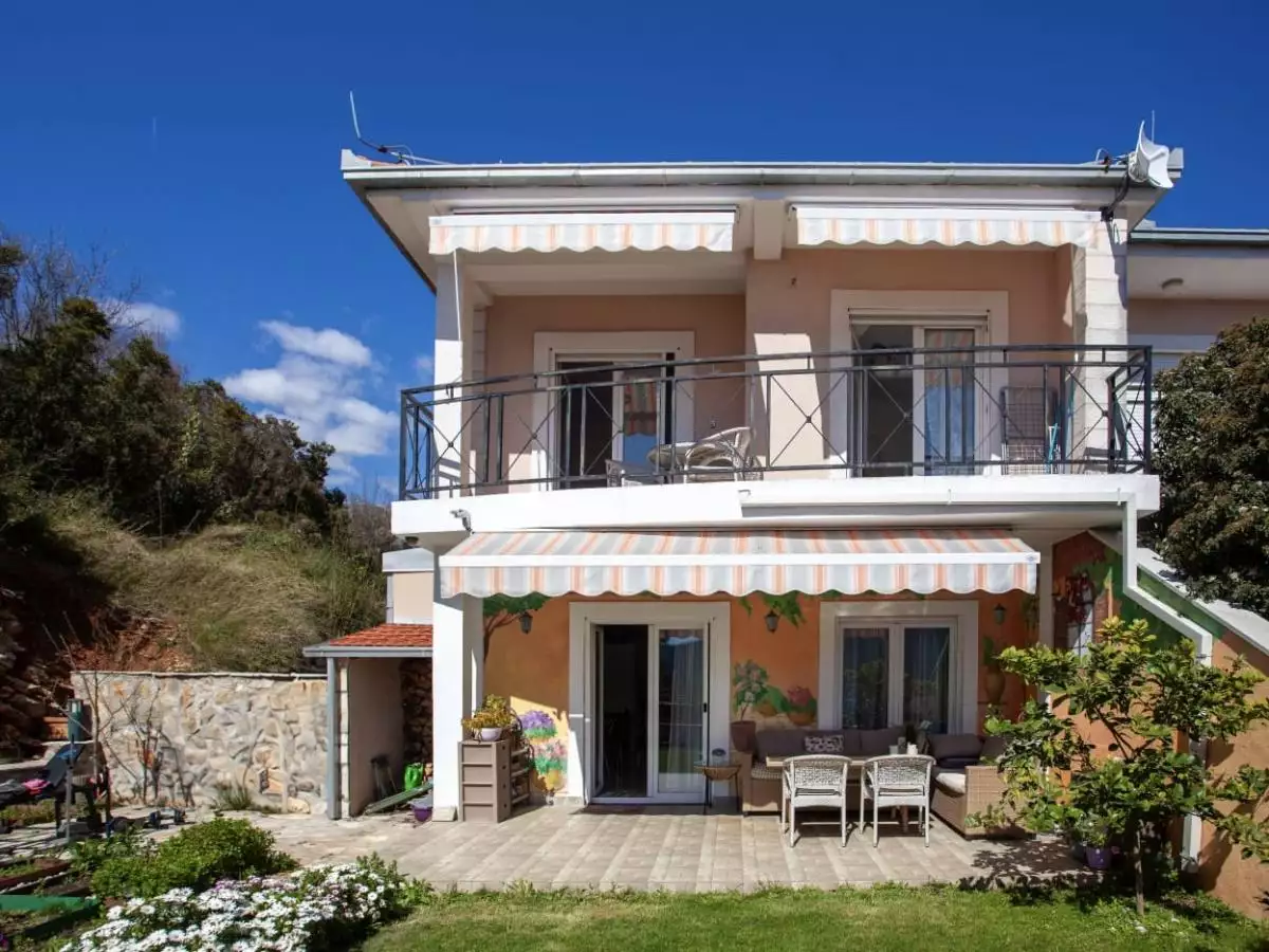 House 100m² in Montenegro, Herceg Novi. Priced at 360000€ rent photo-1