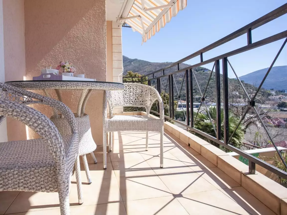 House 100m² in Montenegro, Herceg Novi. Priced at 360000€ rent photo-3