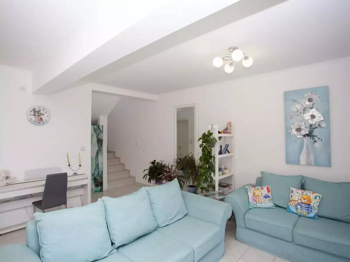 House 100m² in Montenegro, Herceg Novi. Priced at 360000€ rent photo-13