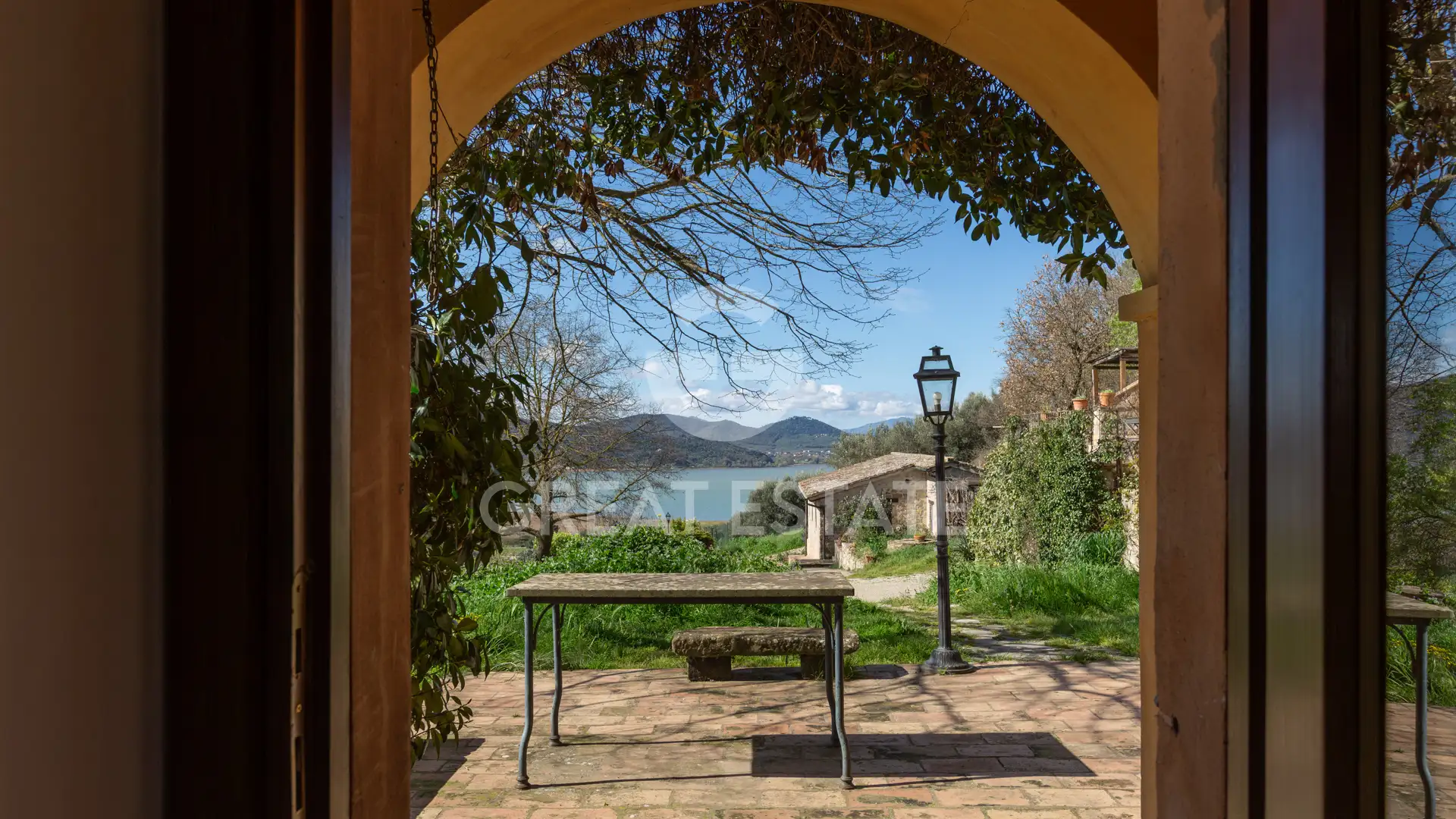 House 941m² in Italy, Perugia. Priced at 1100000€ rent photo-15