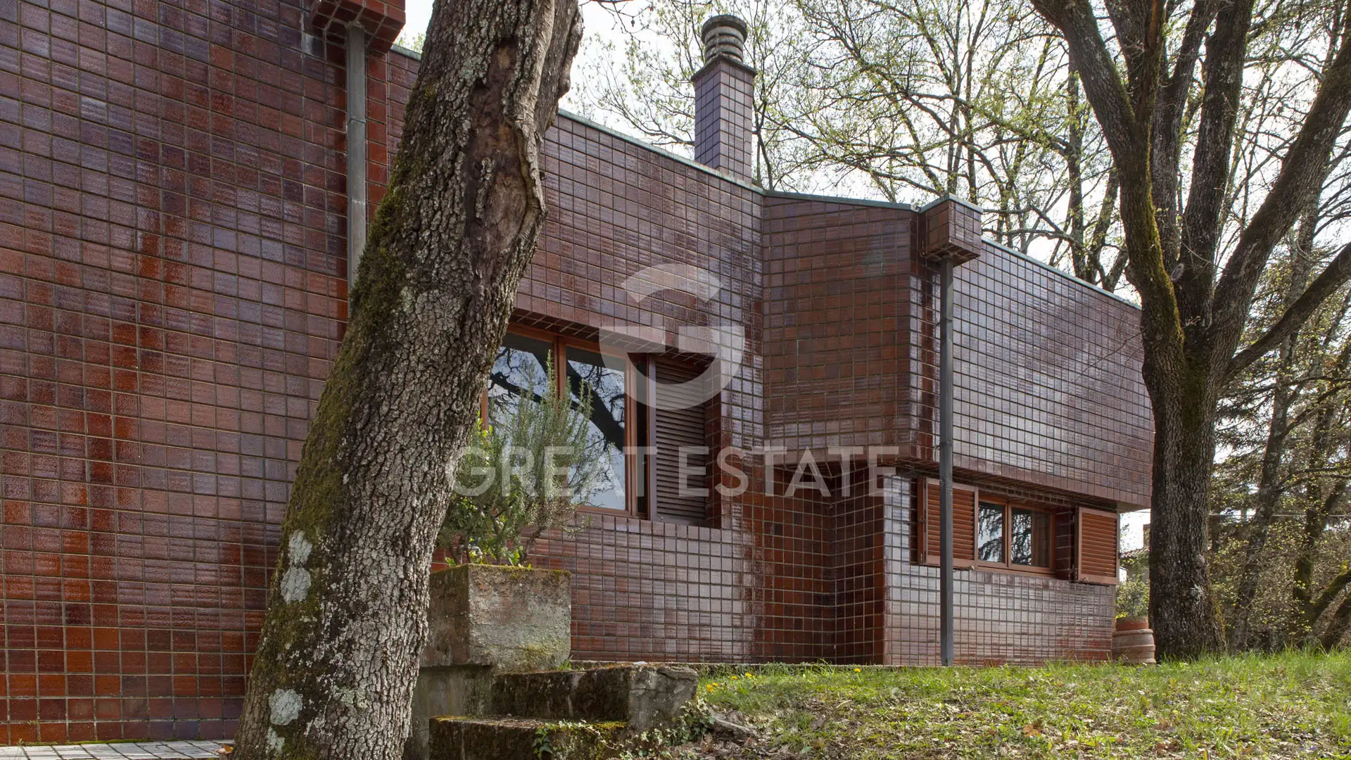House 439m² in Italy, Arezzo. Priced at 450000€ rent photo-10