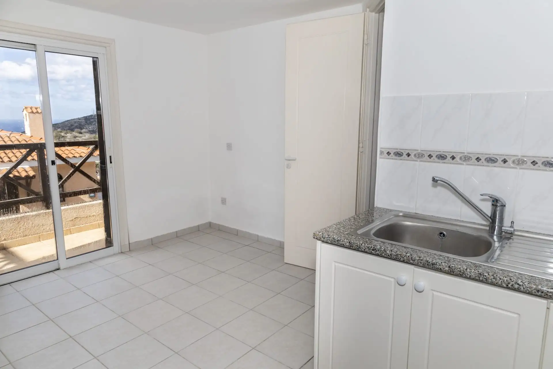 Villa 60m² in Cyprus, Tsada. Priced at 428500€ rent photo-3
