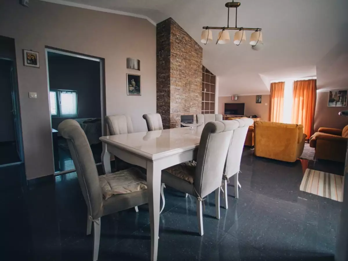 House 300m² in Montenegro, Krimovica. Priced at 400000€ rent photo-20