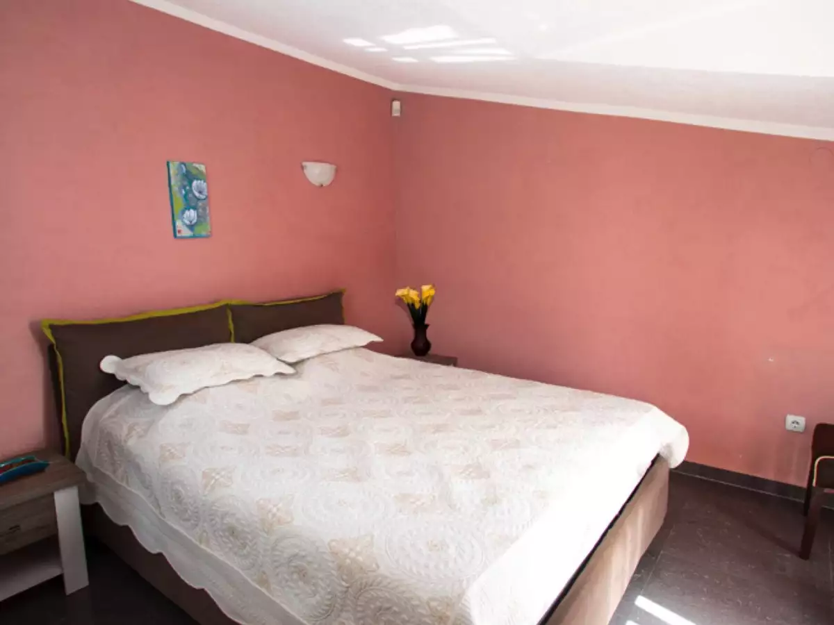 House 300m² in Montenegro, Krimovica. Priced at 400000€ rent photo-22