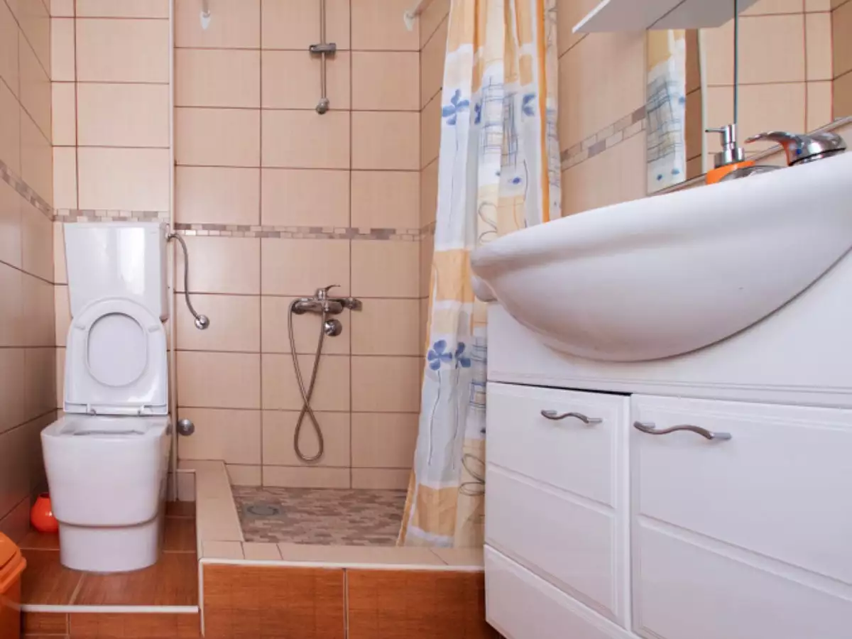 House 300m² in Montenegro, Krimovica. Priced at 400000€ rent photo-34