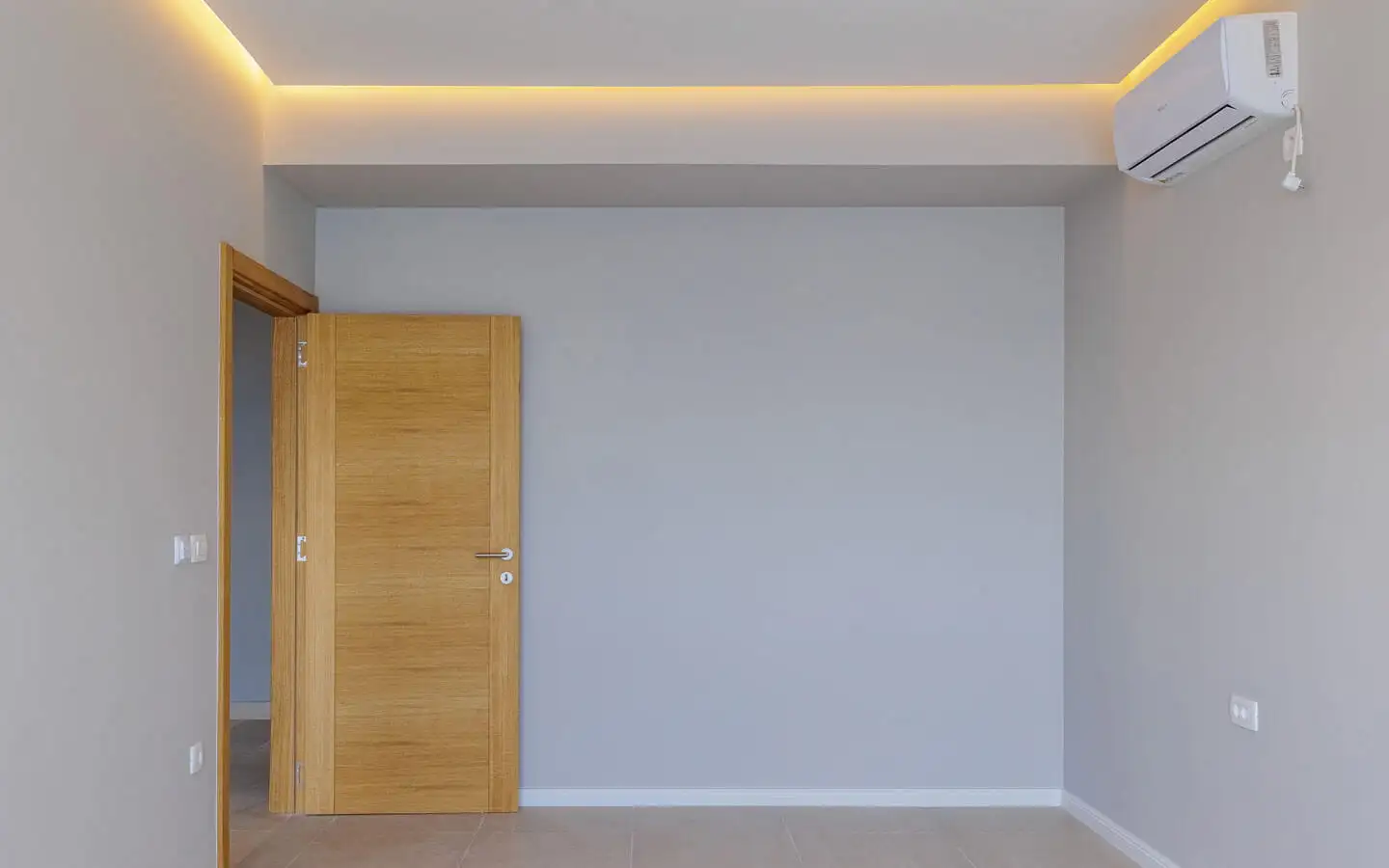 Villa 200m² in Montenegro, Tivat. Priced at 530000€ rent photo-21