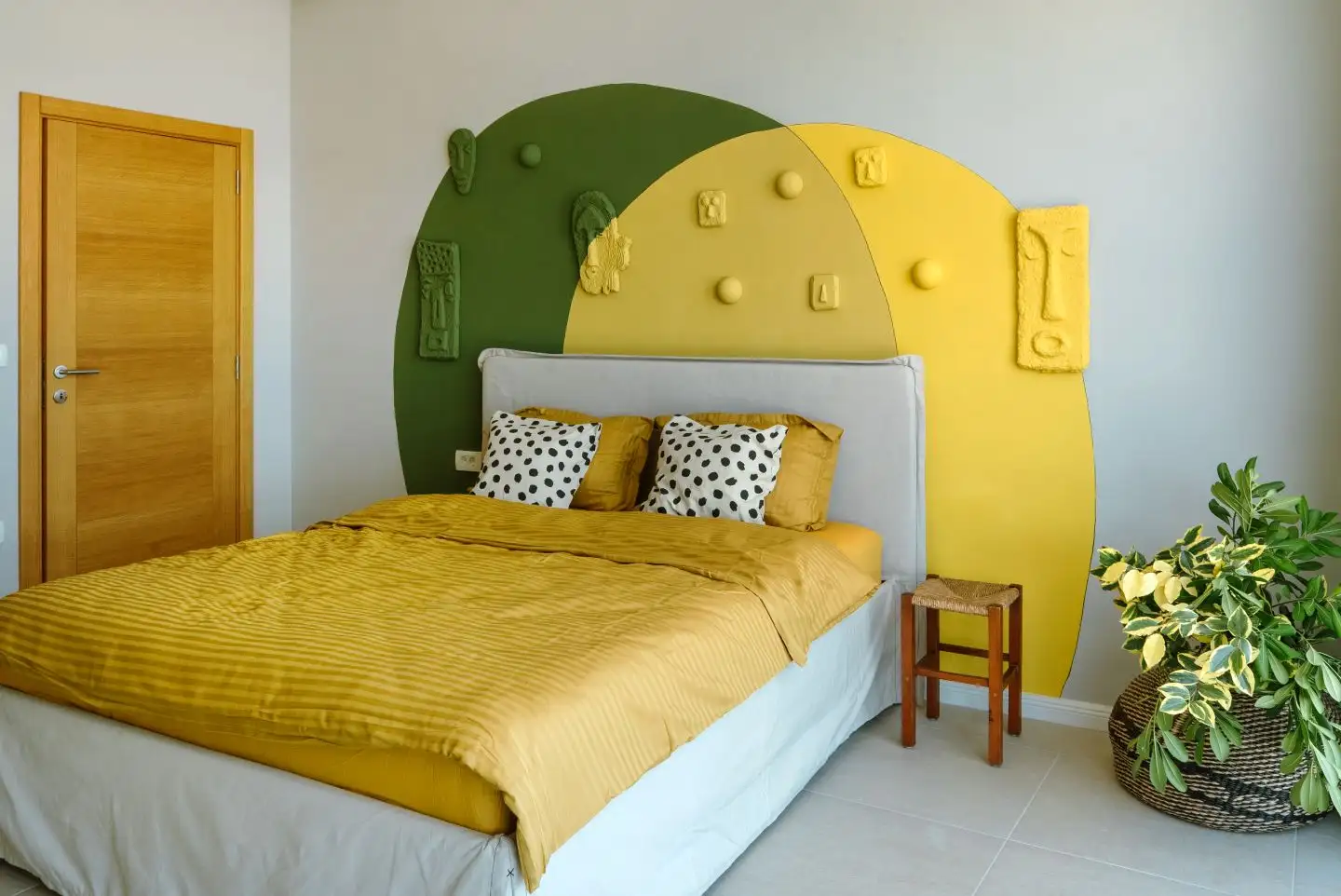 Villa 200m² in Montenegro, Tivat. Priced at 540000€ rent photo-12