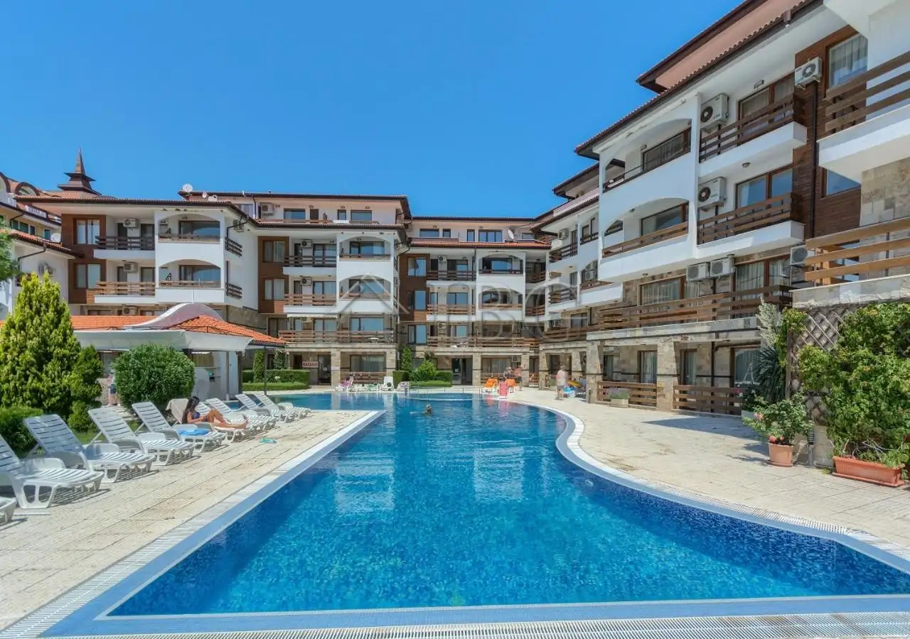 Flat 70m² in Bulgaria, Elenite. Priced at 94990€ rent photo-4
