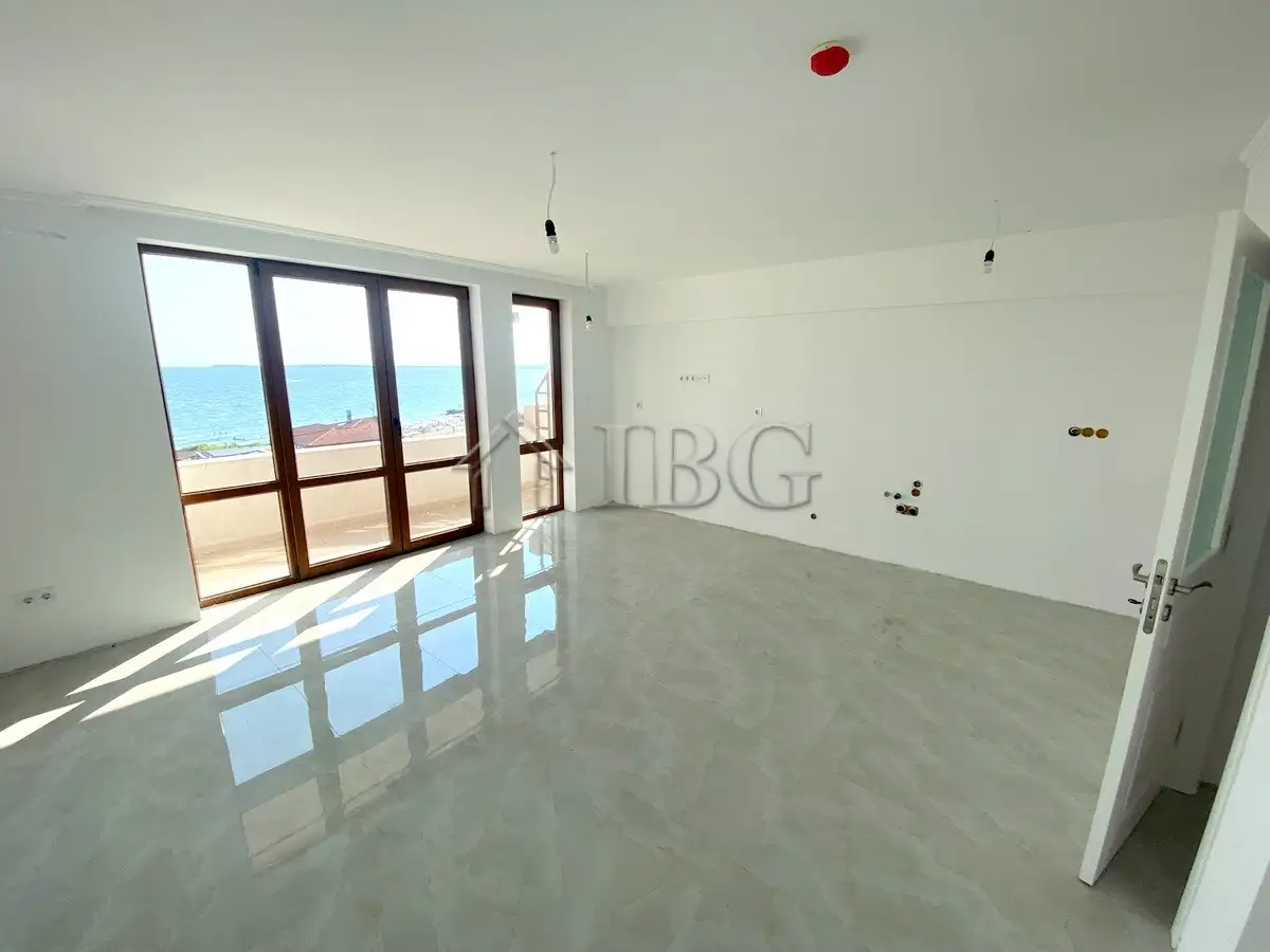 Flat 70m² in Bulgaria, Elenite. Priced at 94990€ rent photo-7