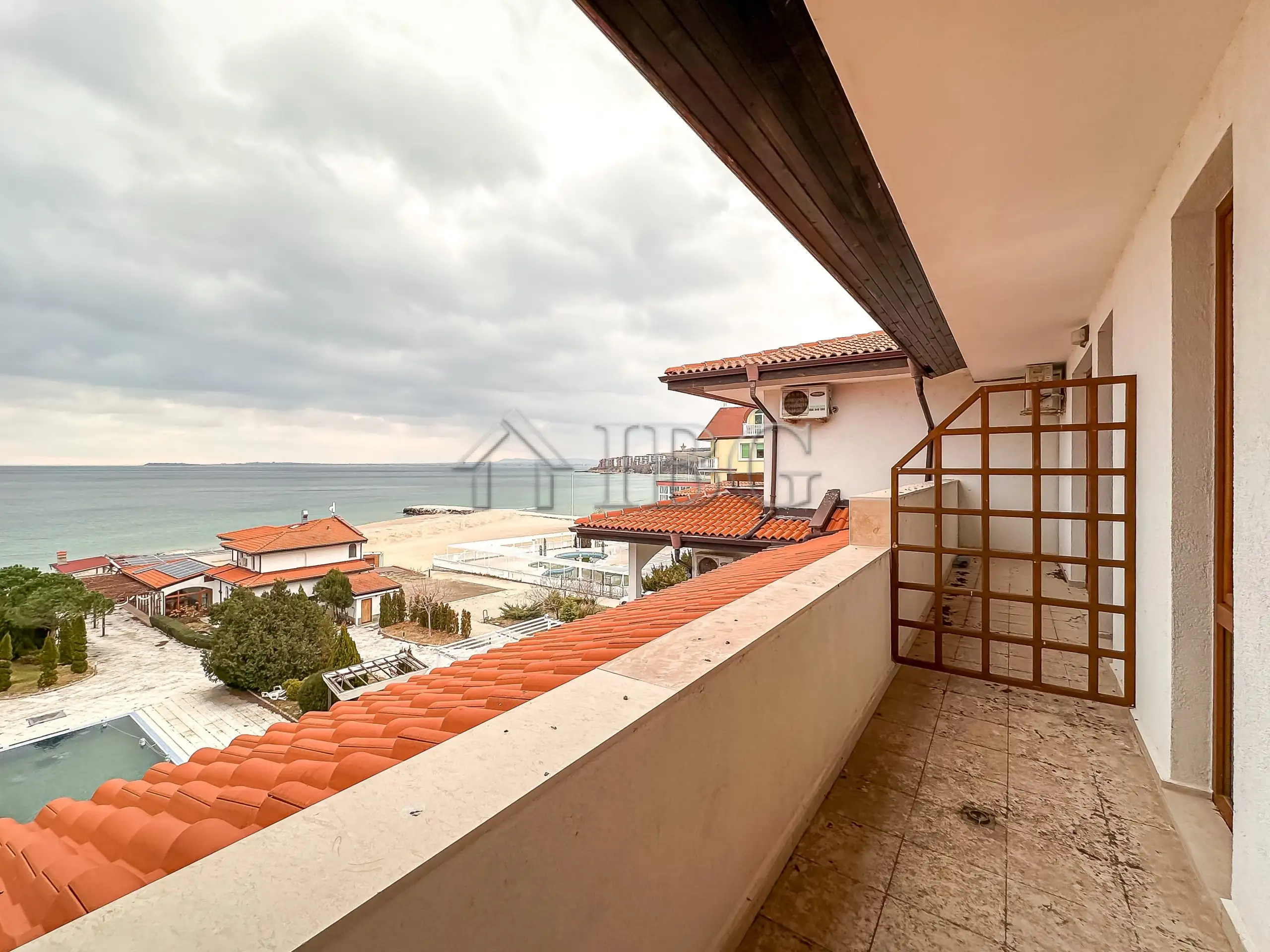 Flat 70m² in Bulgaria, Elenite. Priced at 89900€ rent photo-2