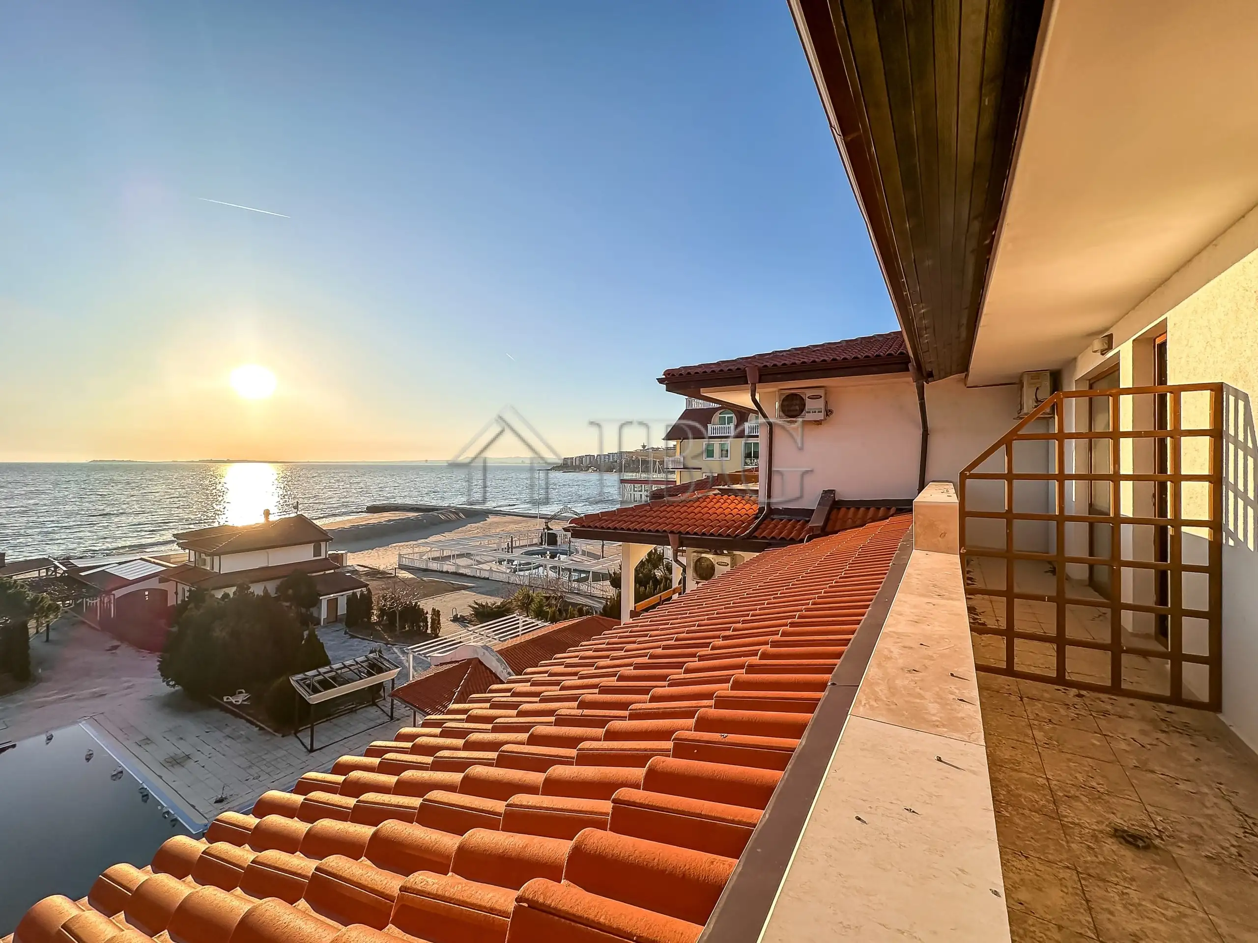 Flat 70m² in Bulgaria, Elenite. Priced at 89900€ rent photo-4