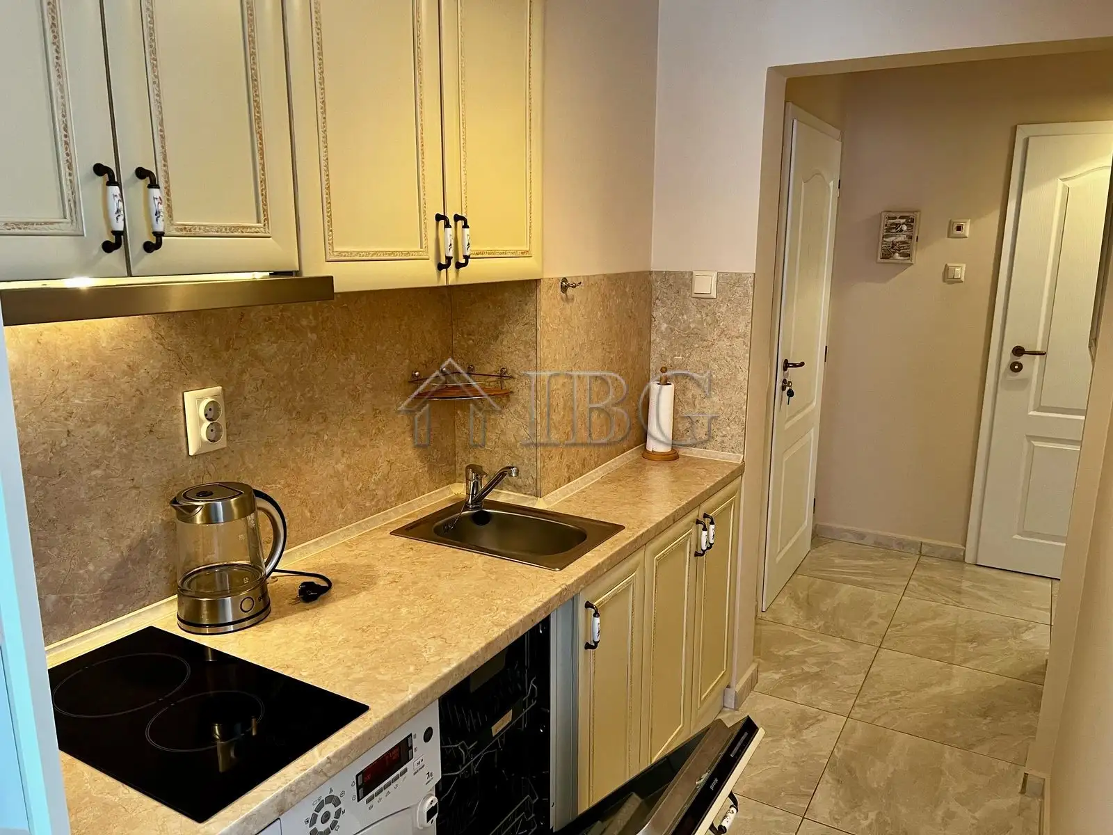Flat 91m² in Bulgaria, Sunny Beach. Priced at 129000€ rent photo-5