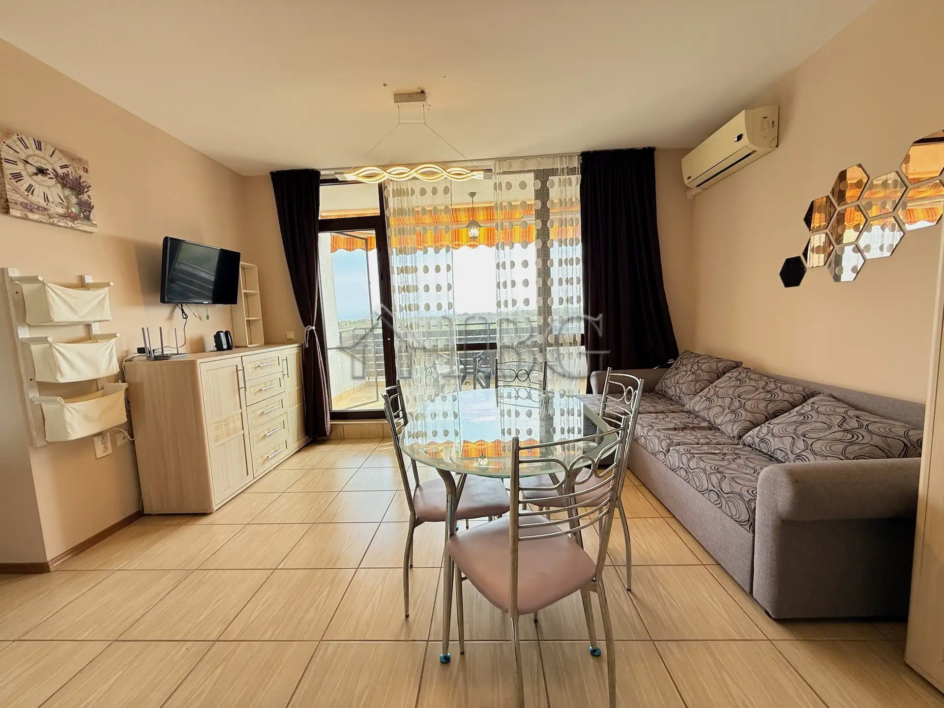Flat 61m² in Bulgaria, Nessebar. Priced at 77900€ rent photo-4