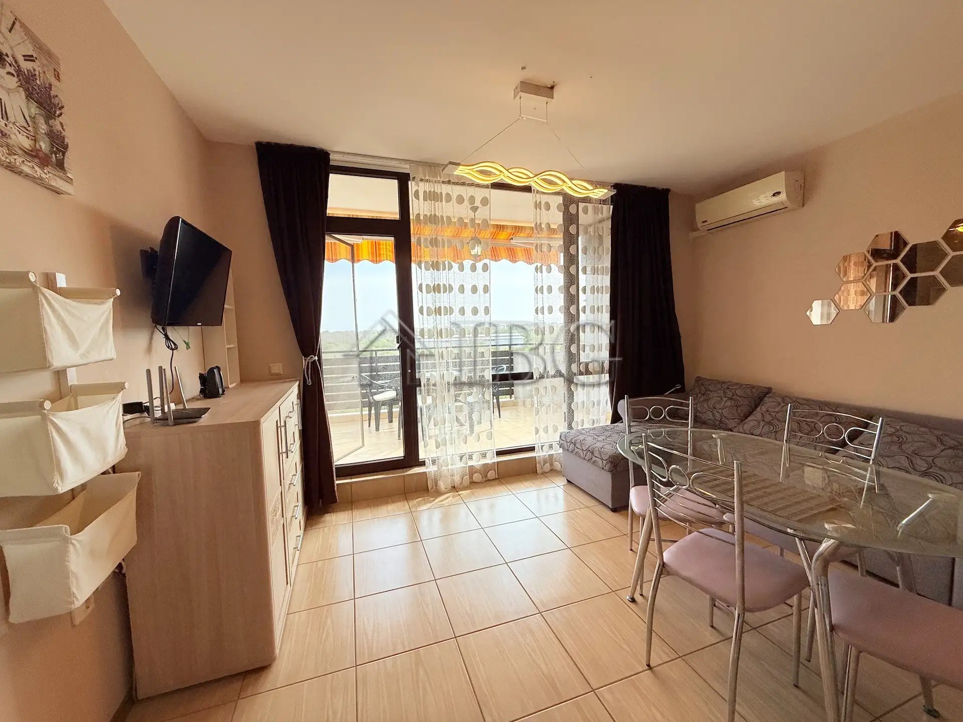 Flat 61m² in Bulgaria, Nessebar. Priced at 77900€ rent photo-9
