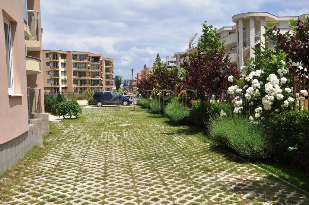 Flat 74m² in Bulgaria, Sunny Beach. Priced at 69000€ rent photo-4