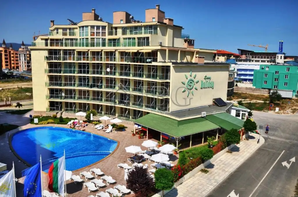 Flat 74m² in Bulgaria, Sunny Beach. Priced at 69000€ rent photo-1