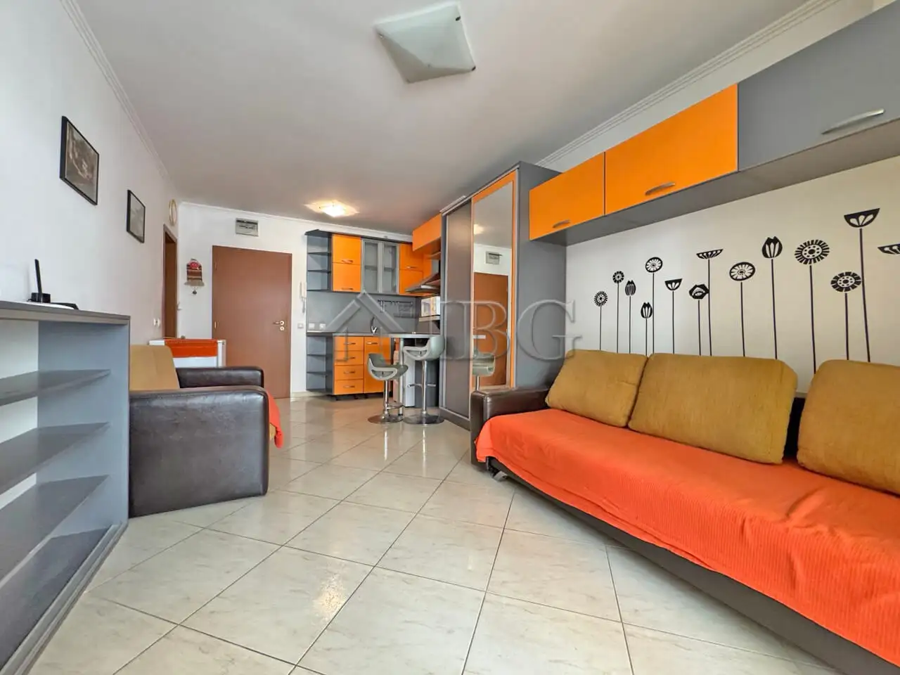 Flat 33m² in Bulgaria, Sveti Vlas. Priced at 45999€ rent photo-2