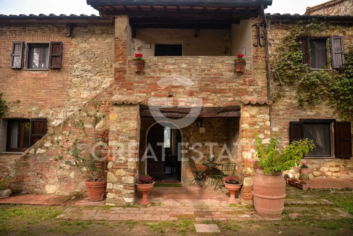 House 445m² in Italy, Perugia. Priced at 720000€ rent photo-7