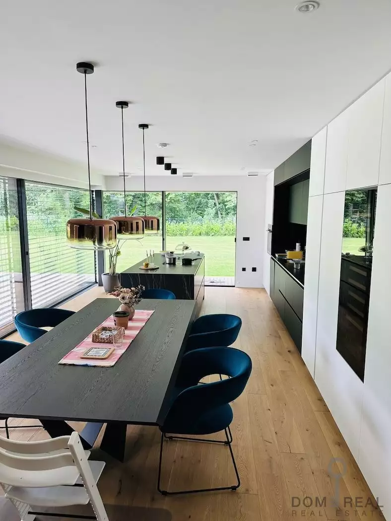 House 210m² in Slovenia, Domzale. Priced at 1099000€ rent photo-6